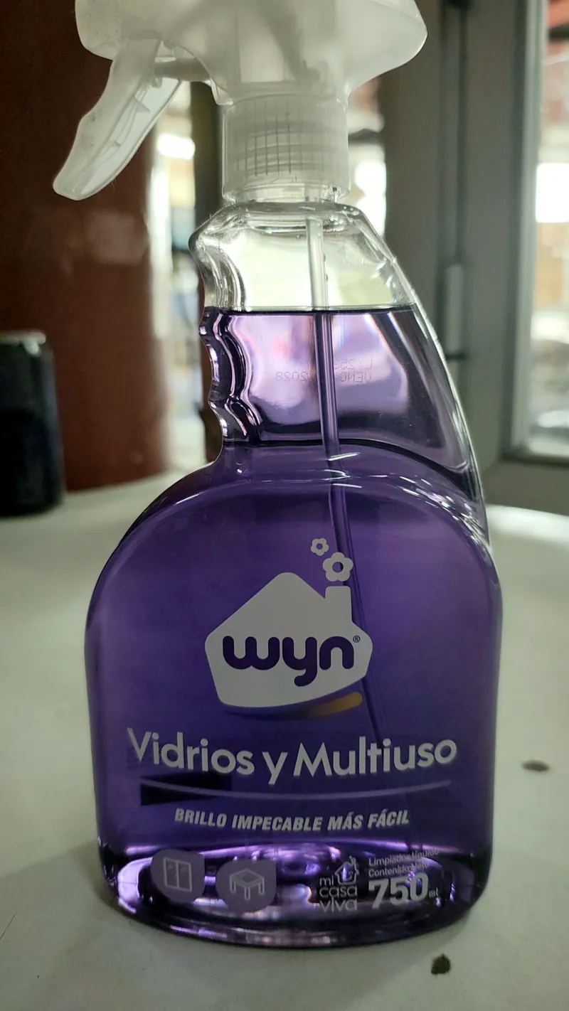 LIMPIAVIDRIOS WYN GATILLO 750ML